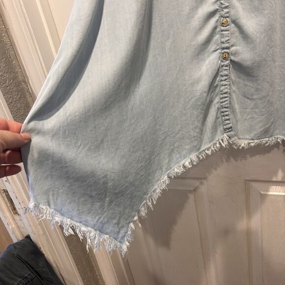 Hester & Orchard Tencel Chambray Button Up Asymmetrical Raw Hem Shirt Sz 2X - Picture 4 of 9